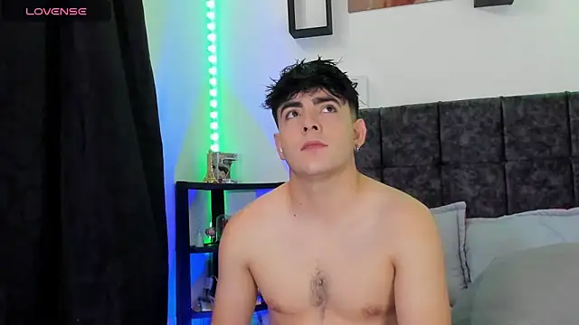 nolan twink1 online show from May 1, 5:50 pm
