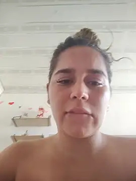 LaurenWelly  online show from February 27, 9:48 pm