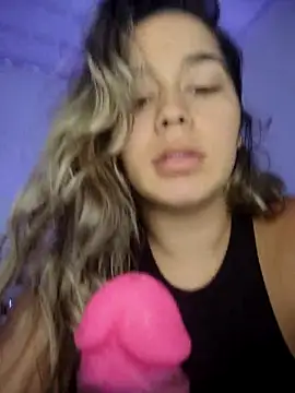 LaurenWelly  online show from May 2, 9:47 am