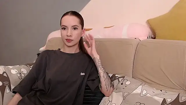 Snapshot of AmbrielHailey chatting on July 3, 10:49 pm AmbrielHailey online show from July 3, 10:49 pm