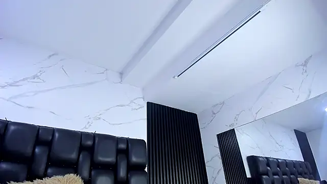 AuroraBon online show from March 5, 9:16 am