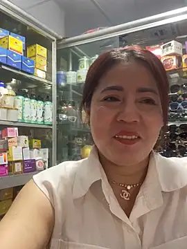 Snapshot of Cesywet chatting on March 6, 3:46 am Cesywet online show from March 6, 3:46 am