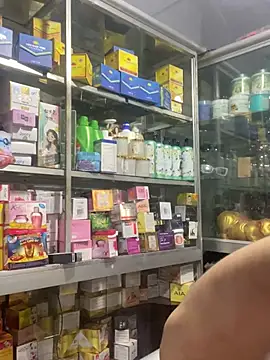 Snapshot of Cesywet chatting on March 10, 3:45 am Cesywet online show from March 10, 3:45 am