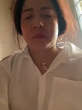 Snapshot of Cesywet chatting on March 16, 10:55 am Cesywet online show from March 16, 10:55 am