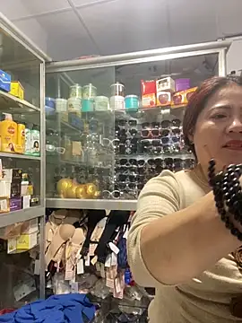 Snapshot of Cesywet chatting on March 21, 1:56 am Cesywet online show from March 21, 1:56 am