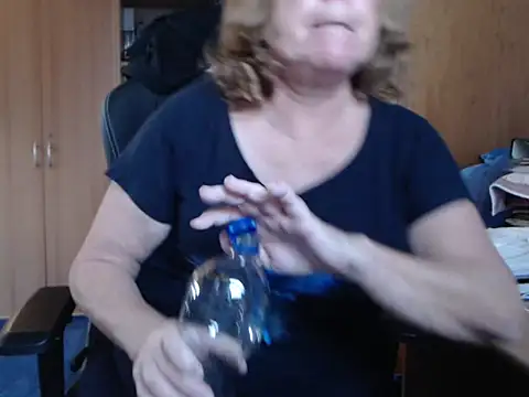 Snapshot of _sunshine__ chatting on December 4, 7:28 am sunshine online show from December 4, 7:28 am