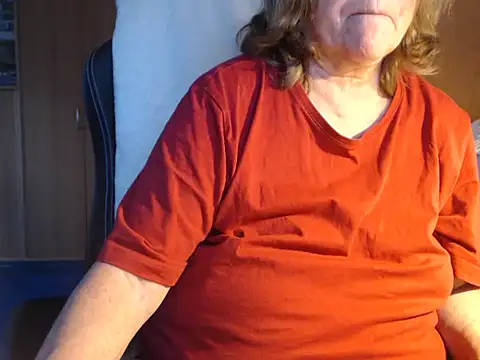 Snapshot of _sunshine__ chatting on January 8, 7:34 am sunshine online show from January 8, 7:34 am