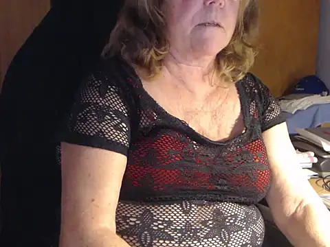 Snapshot of _sunshine__ chatting on February 3, 5:24 pm sunshine online show from February 3, 5:24 pm