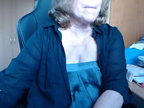 Snapshot of _sunshine__ chatting on March 3, 6:59 am sunshine online show from March 3, 6:59 am