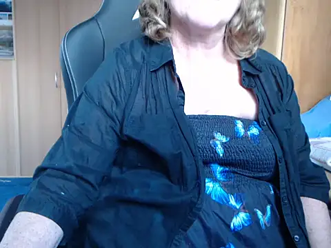 Snapshot of _sunshine__ chatting on March 14, 7:04 am sunshine online show from March 14, 7:04 am