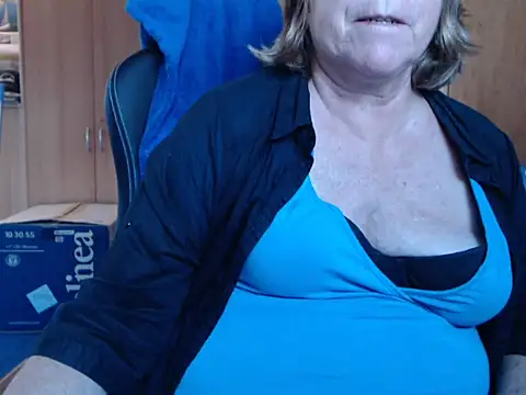 Snapshot of _sunshine__ chatting on November 26, 7:42 am sunshine online show from November 26, 7:42 am