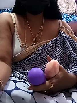 Tamil sreelekha online show from November 26, 4:41 pm