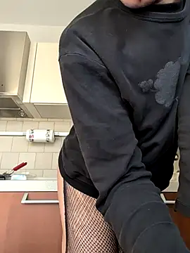 Passivellaxvoi online show from March 16, 2:21 pm