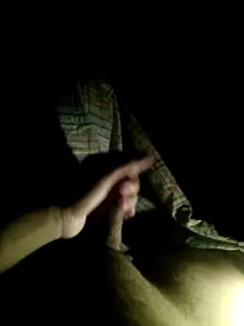 Snapshot of Bass12342a chatting on December 16, 5:51 pm Bass12342a online show from December 16, 5:51 pm