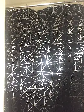 Snapshot of fatboyjayohh126 chatting on December 6, 4:03 am fatboyjayohh126 online show from December 6, 4:03 am