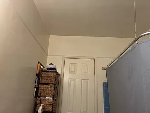 Snapshot of fatboyjayohh126 chatting on January 17, 7:51 am fatboyjayohh126 online show from January 17, 7:51 am