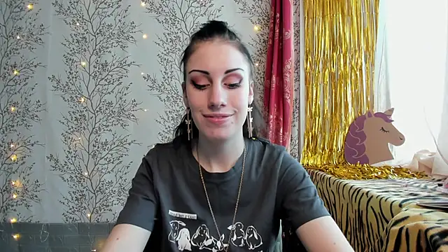 Mary0Lou online show from January 15, 4:47 am