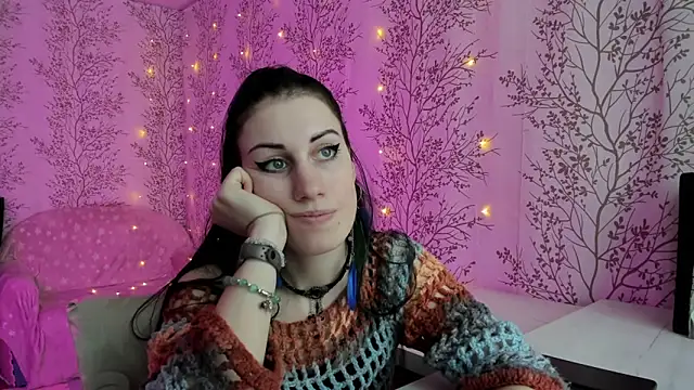 Mary0Lou online show from February 18, 9:43 am