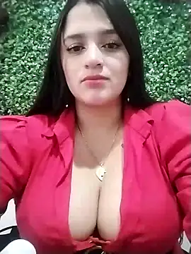 Snapshot of hanna-a chatting on January 15, 8:05 pm hanna-a online show from January 15, 8:05 pm