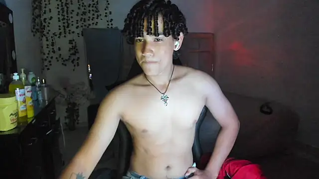 Snapshot of jake_willianss chatting on January 13, 7:08 pm jake willianss online show from January 13, 7:08 pm