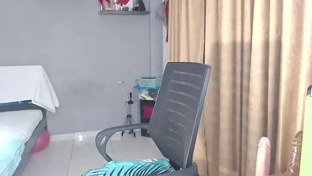 SusanLeroy online show from December 21, 10:11 am