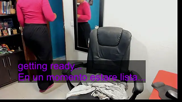 Snapshot of peanut_tangerine chatting on May 7, 12:05 am peanut tangerine online show from May 7, 12:05 am