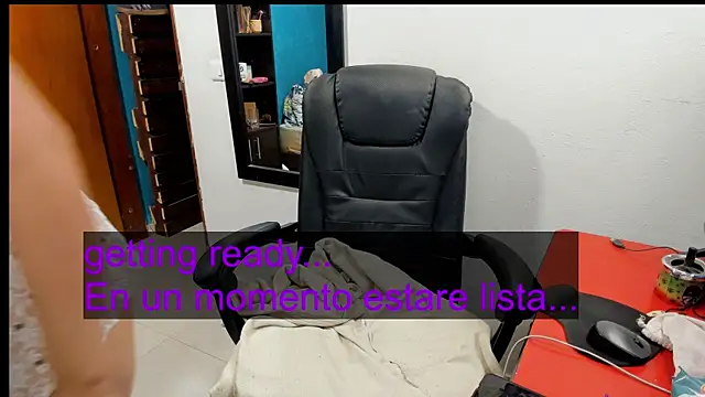 Snapshot of peanut_tangerine chatting on June 17, 12:13 am peanut tangerine online show from June 17, 12:13 am