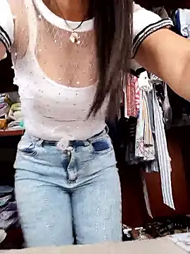 Samantha Sullivan  online show from January 9, 3:59 pm