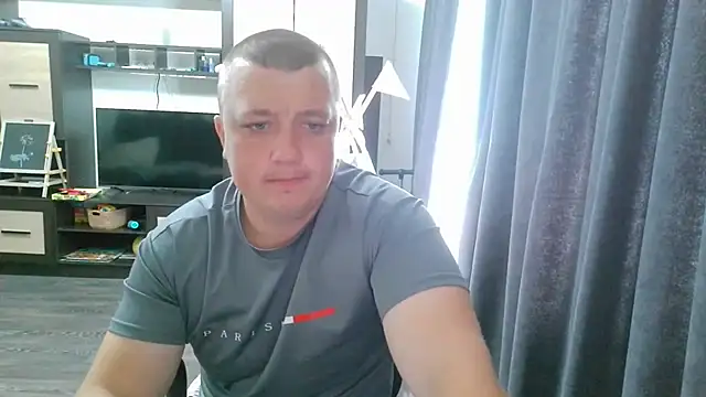 gamblingbum online show from June 16, 7:55 am