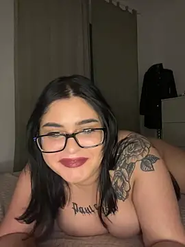 Snapshot of alexaandreea99 chatting on December 2, 10:01 pm alexaandreea99 online show from December 2, 10:01 pm