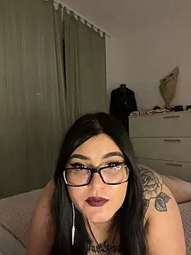 Snapshot of alexaandreea99 chatting on December 16, 10:03 pm alexaandreea99 online show from December 16, 10:03 pm