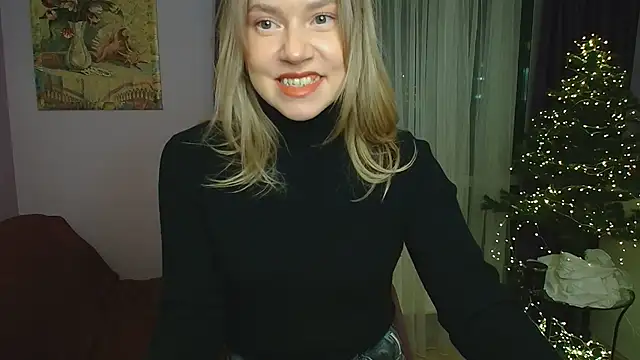 Snapshot of TaylorBre chatting on January 14, 4:57 am TaylorBre online show from January 14, 4:57 am