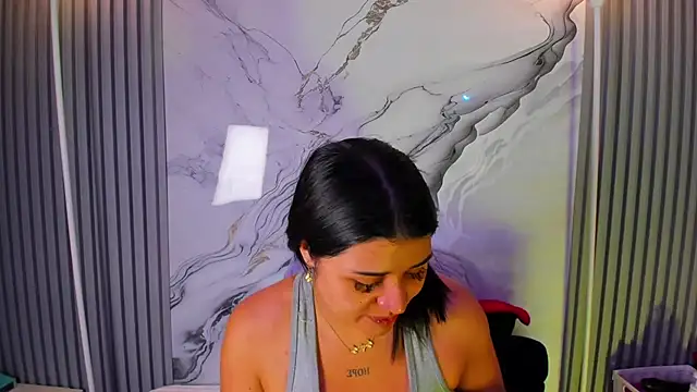 Snapshot of venusowen_ chatting on June 8, 12:49 pm venusowen online show from June 8, 12:49 pm