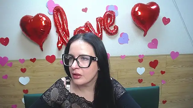 TayaBoret online show from February 4, 6:27 pm