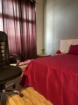 Snapshot of Hot_royalbhabhi chatting on June 2, 9:33 am Hot royalbhabhi online show from June 2, 9:33 am
