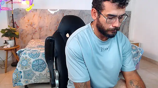 hanz col online show from January 9, 2:42 pm