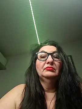 Genoveva73sexy online show from December 30, 8:15 pm