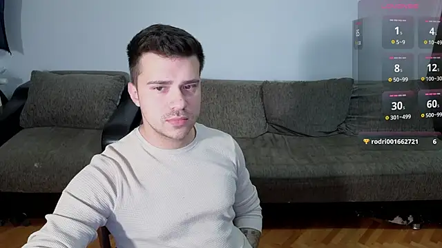 Snapshot of JohnnyStepBro chatting on October 17, 8:22 pm JohnnyStepBro online show from October 17, 8:22 pm