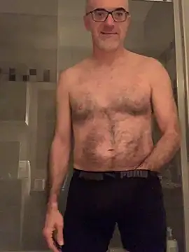 Snapshot of MaxVain chatting on January 5, 6:35 am MaxVain online show from January 5, 6:35 am