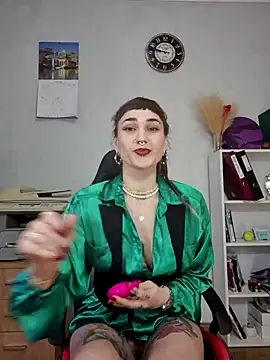 FoxRineHelen online show from February 18, 2:49 pm