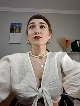 FoxRineHelen online show from February 19, 1:50 pm