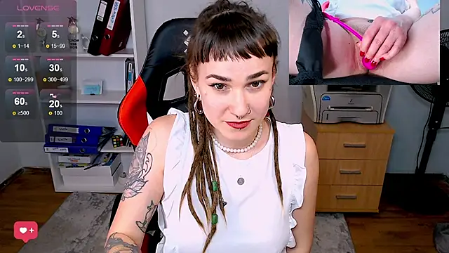 FoxRineHelen online show from February 22, 6:30 pm