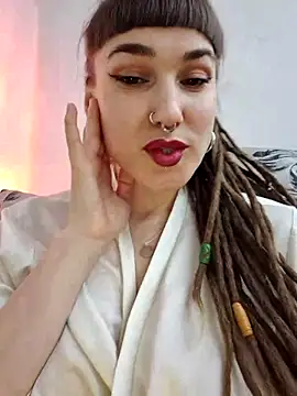 FoxRineHelen online show from March 11, 1:56 pm