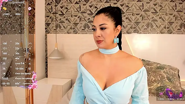 Snapshot of IvannaAnggel chatting on March 21, 12:28 pm IvannaAnggel online show from March 21, 12:28 pm