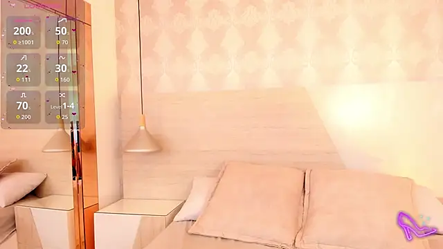 Snapshot of IvannaAnggel chatting on September 22, 1:24 pm IvannaAnggel online show from September 22, 1:24 pm