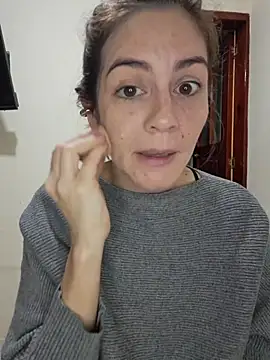 Snapshot of Hanny_24 chatting on January 8, 11:34 am Hanny 24 online show from January 8, 11:34 am