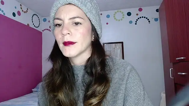 Snapshot of Hanny_24 chatting on April 16, 9:10 am Hanny 24 online show from April 16, 9:10 am
