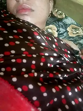 Snapshot of Hotty-queen chatting on October 9, 1:47 am Hotty-queen online show from October 9, 1:47 am