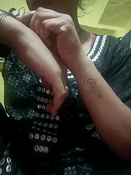 Snapshot of Hotty-queen chatting on October 9, 6:50 pm Hotty-queen online show from October 9, 6:50 pm