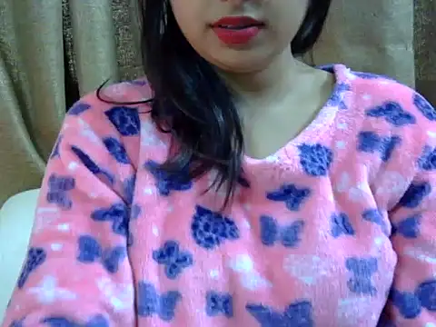Snapshot of Cutesamiksha chatting on December 23, 2:45 am Cutesamiksha online show from December 23, 2:45 am